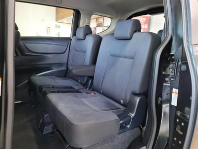 2016 Toyota Sienta - Thumbnail