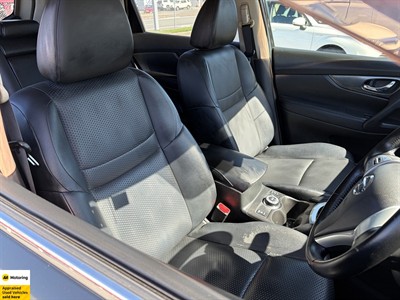 2013 Nissan X-Trail - Thumbnail