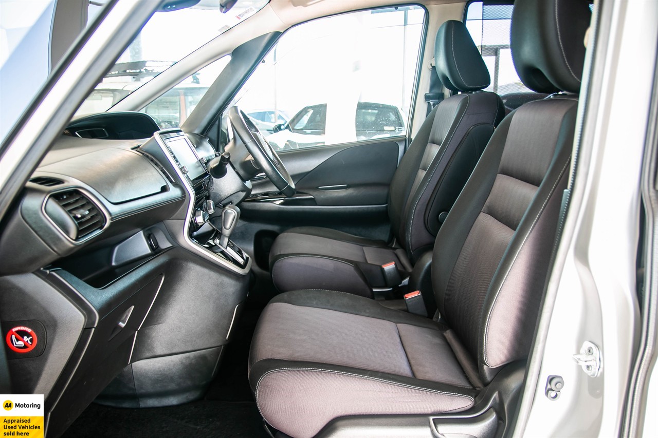 2017 Nissan Serena