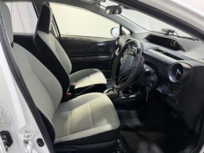 2020 Toyota Aqua - Thumbnail