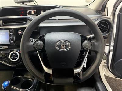 2020 Toyota Aqua - Thumbnail