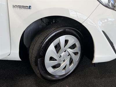 2020 Toyota Aqua - Thumbnail