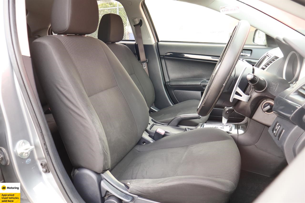 2013 Mitsubishi GALANT