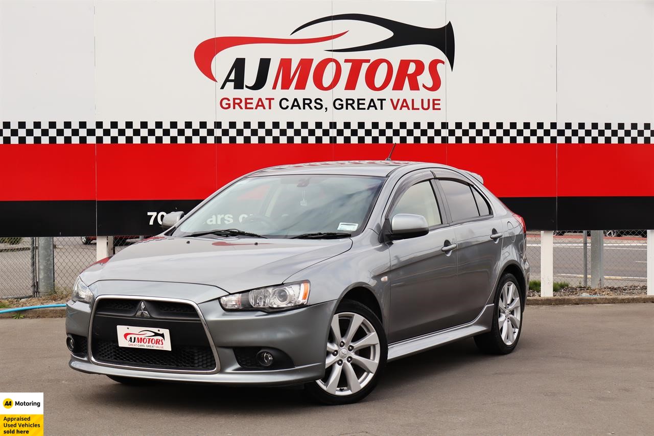 2013 Mitsubishi GALANT