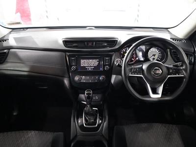 2022 Nissan X-Trail - Thumbnail