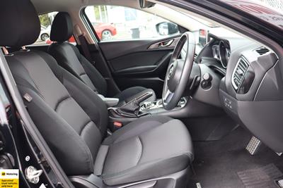 2016 Mazda Axela - Thumbnail