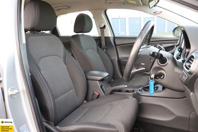 2022 Hyundai i30 - Thumbnail