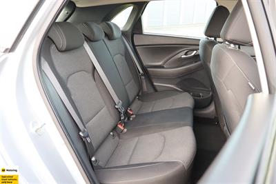 2022 Hyundai i30 - Thumbnail