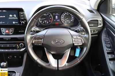 2022 Hyundai i30 - Thumbnail