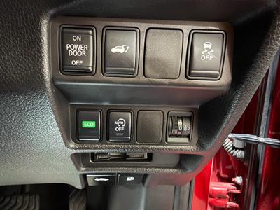 2020 Nissan X-Trail - Thumbnail