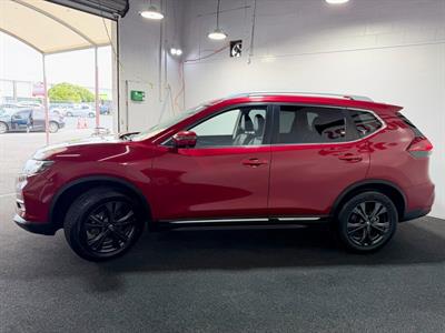 2020 Nissan X-Trail - Thumbnail