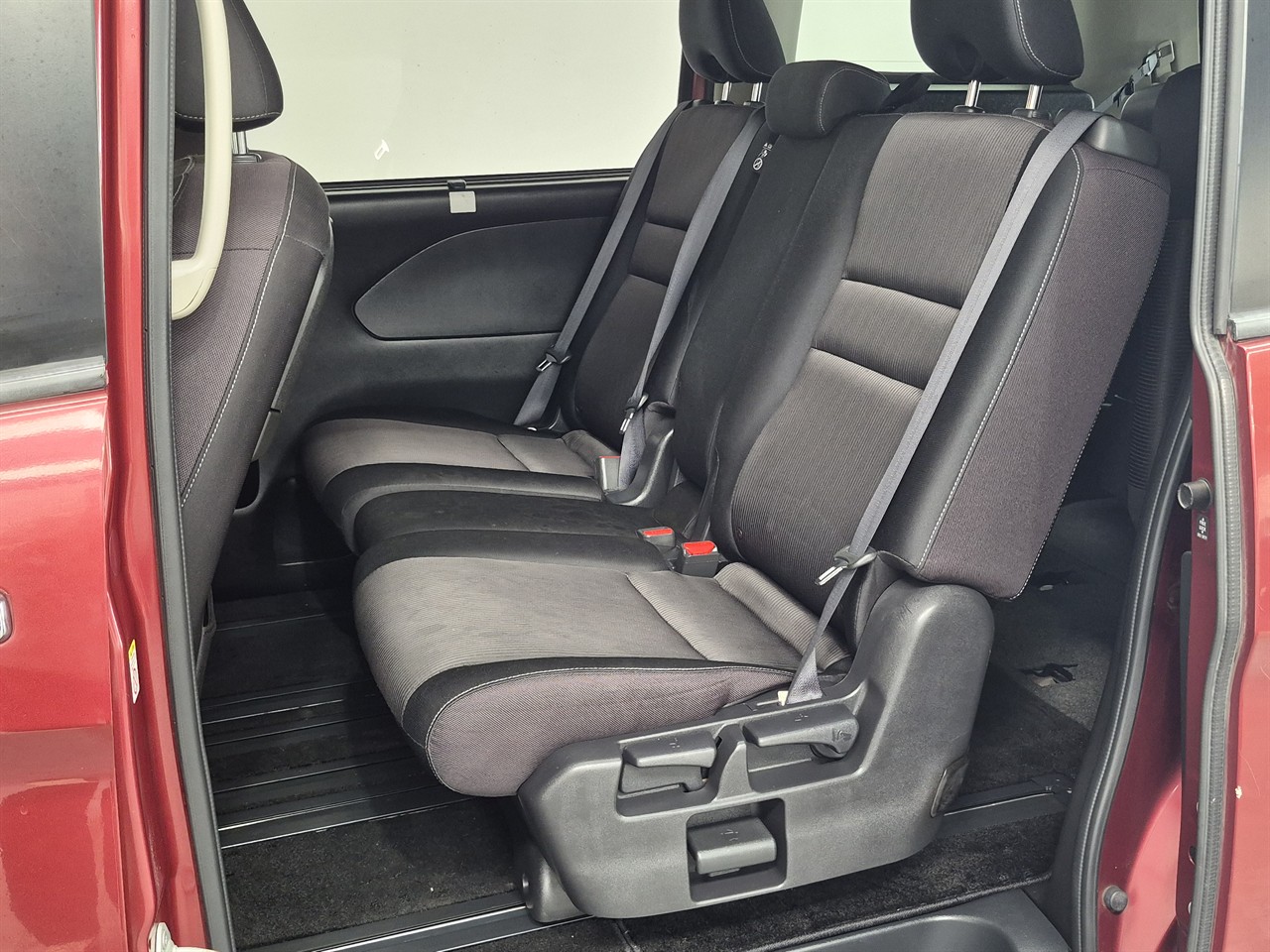 2016 Nissan Serena