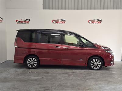 2016 Nissan Serena - Thumbnail