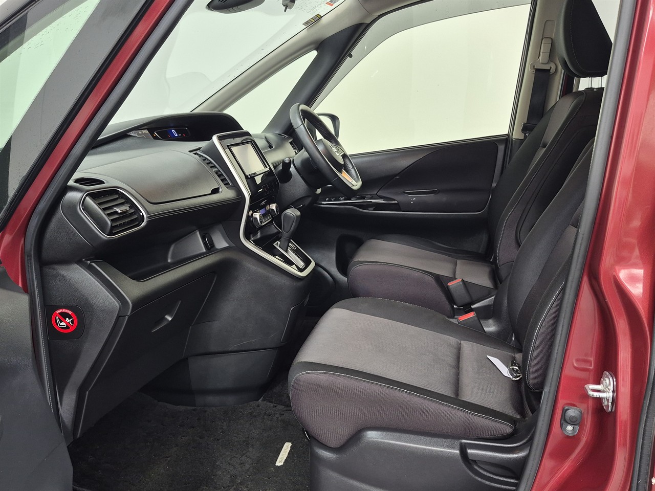 2016 Nissan Serena