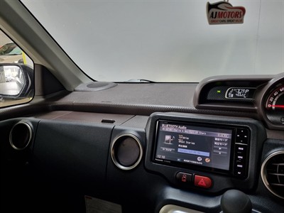 2015 Toyota Spade - Thumbnail