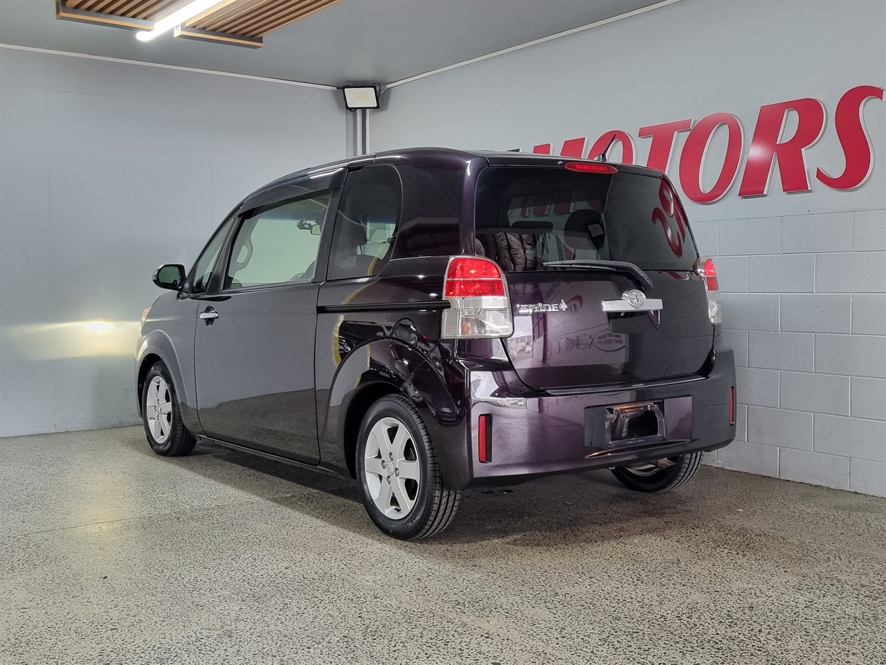 2015 Toyota Spade