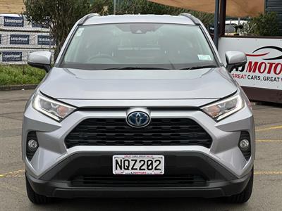2021 Toyota RAV4 - Thumbnail