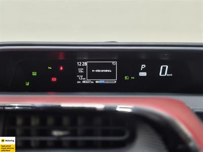 2018 Toyota Aqua - Thumbnail