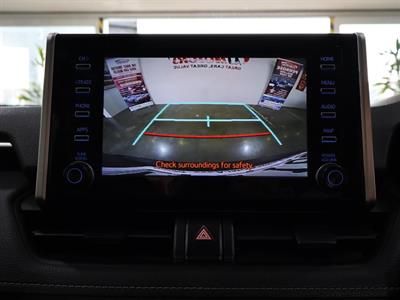 2021 Toyota RAV4 - Thumbnail