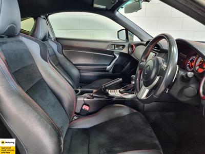 2015 Toyota 86 - Thumbnail