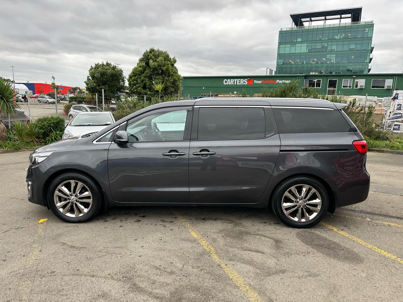 2016 Kia Carnival