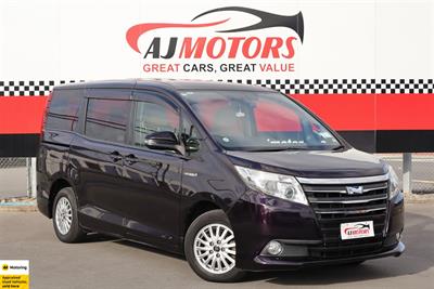 2014 Toyota Noah - Thumbnail