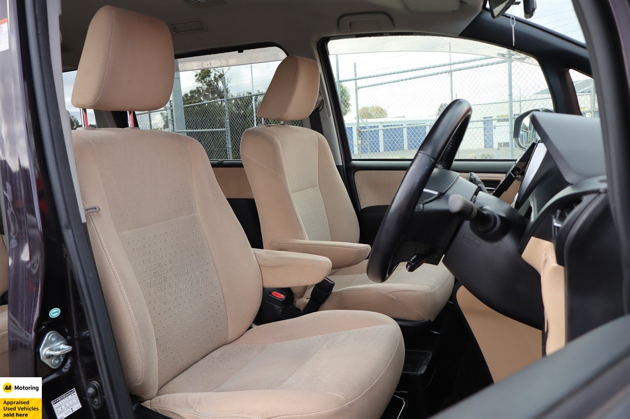 2014 Toyota Noah