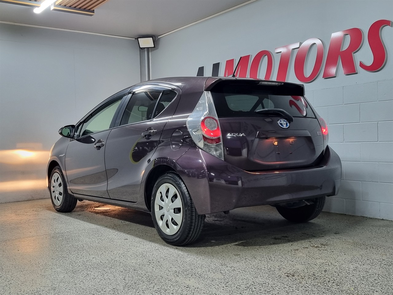 2015 Toyota Aqua