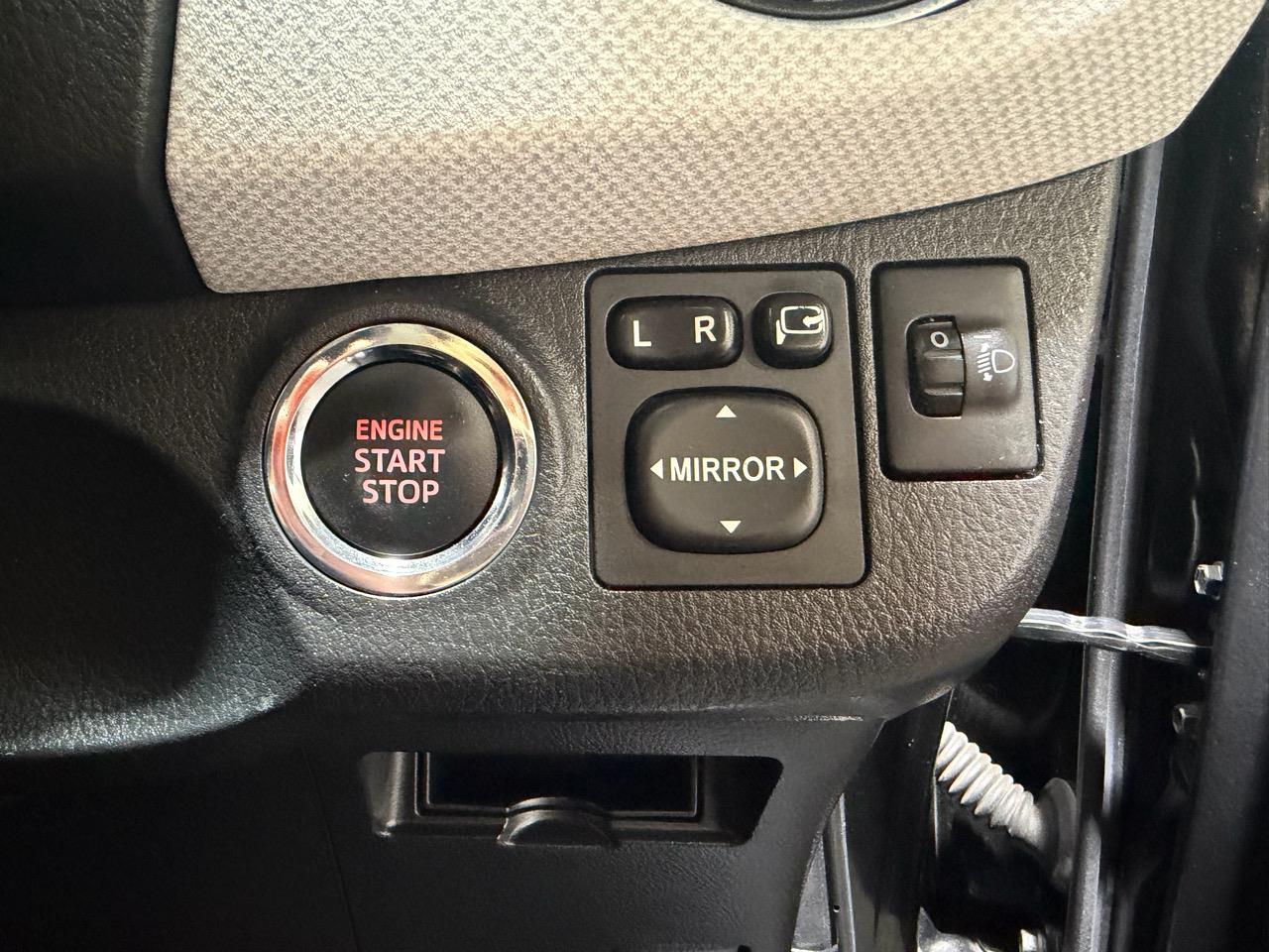2015 Toyota Vitz