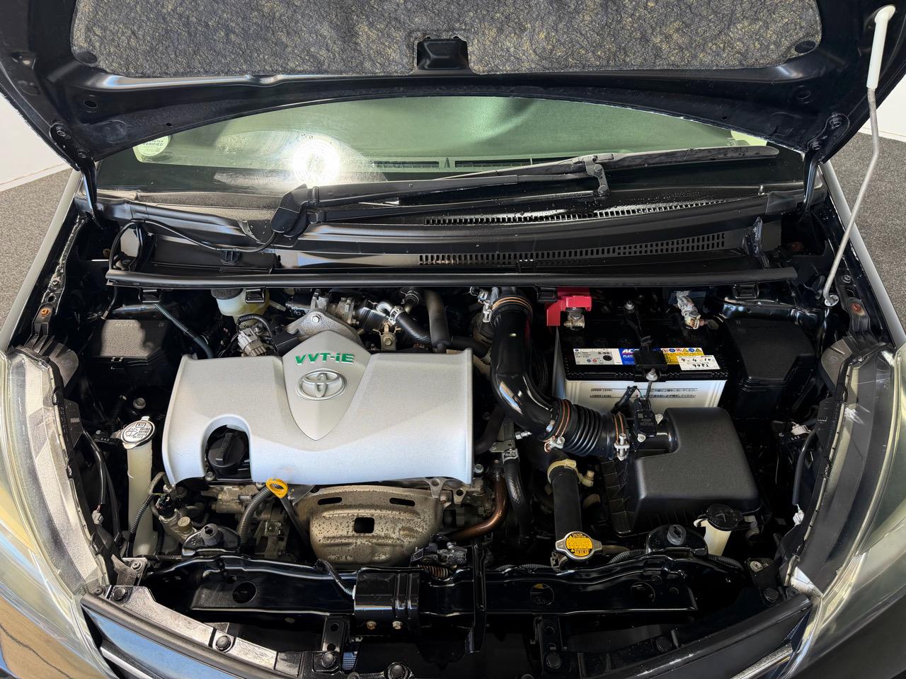 2015 Toyota Vitz