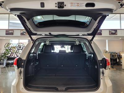 2020 Toyota Highlander - Thumbnail