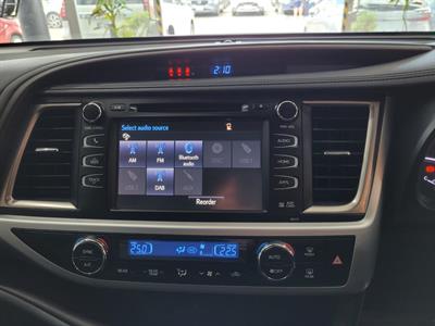 2020 Toyota Highlander - Thumbnail