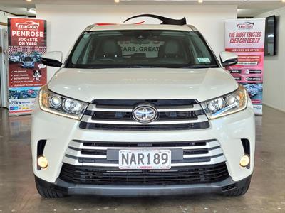 2020 Toyota Highlander - Thumbnail