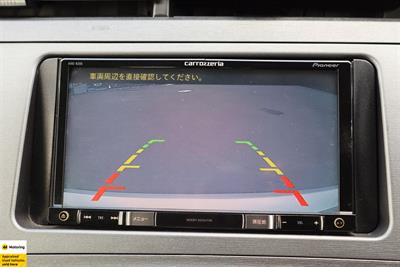 2016 Toyota Prius - Thumbnail