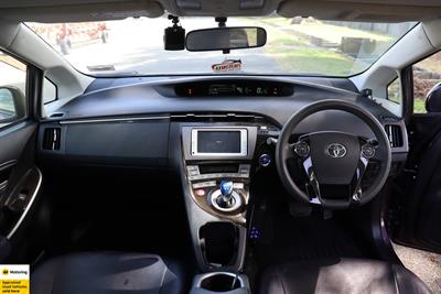 2013 Toyota Prius - Thumbnail