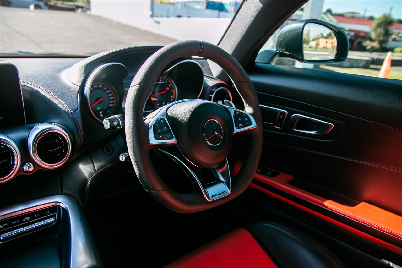 2015 Mercedes-Benz GT