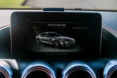 2015 Mercedes-Benz GT - Thumbnail