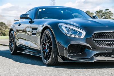 2015 Mercedes-Benz GT - Thumbnail