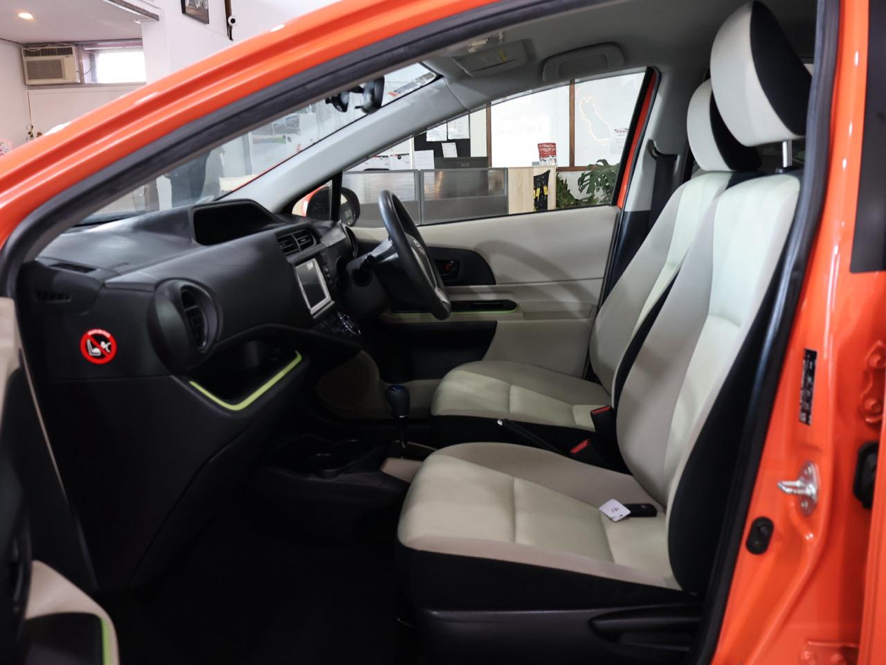 2013 Toyota Aqua