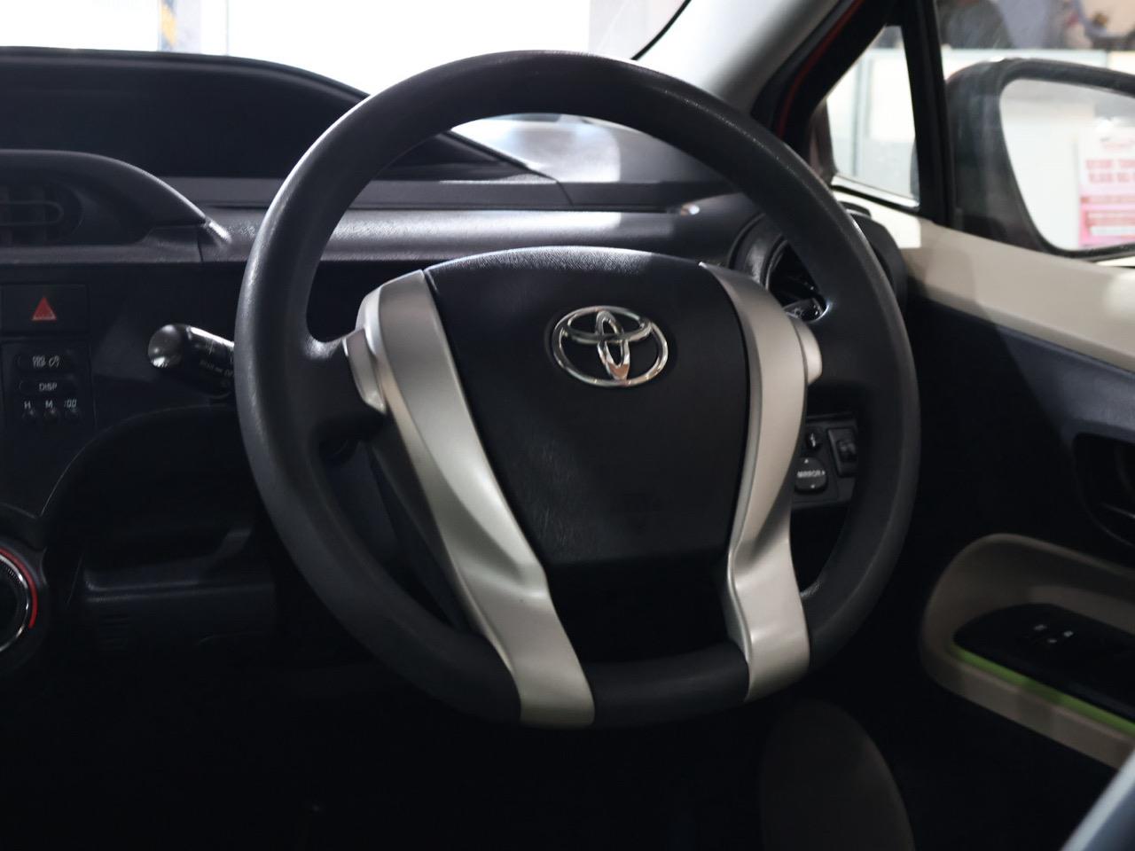 2013 Toyota Aqua