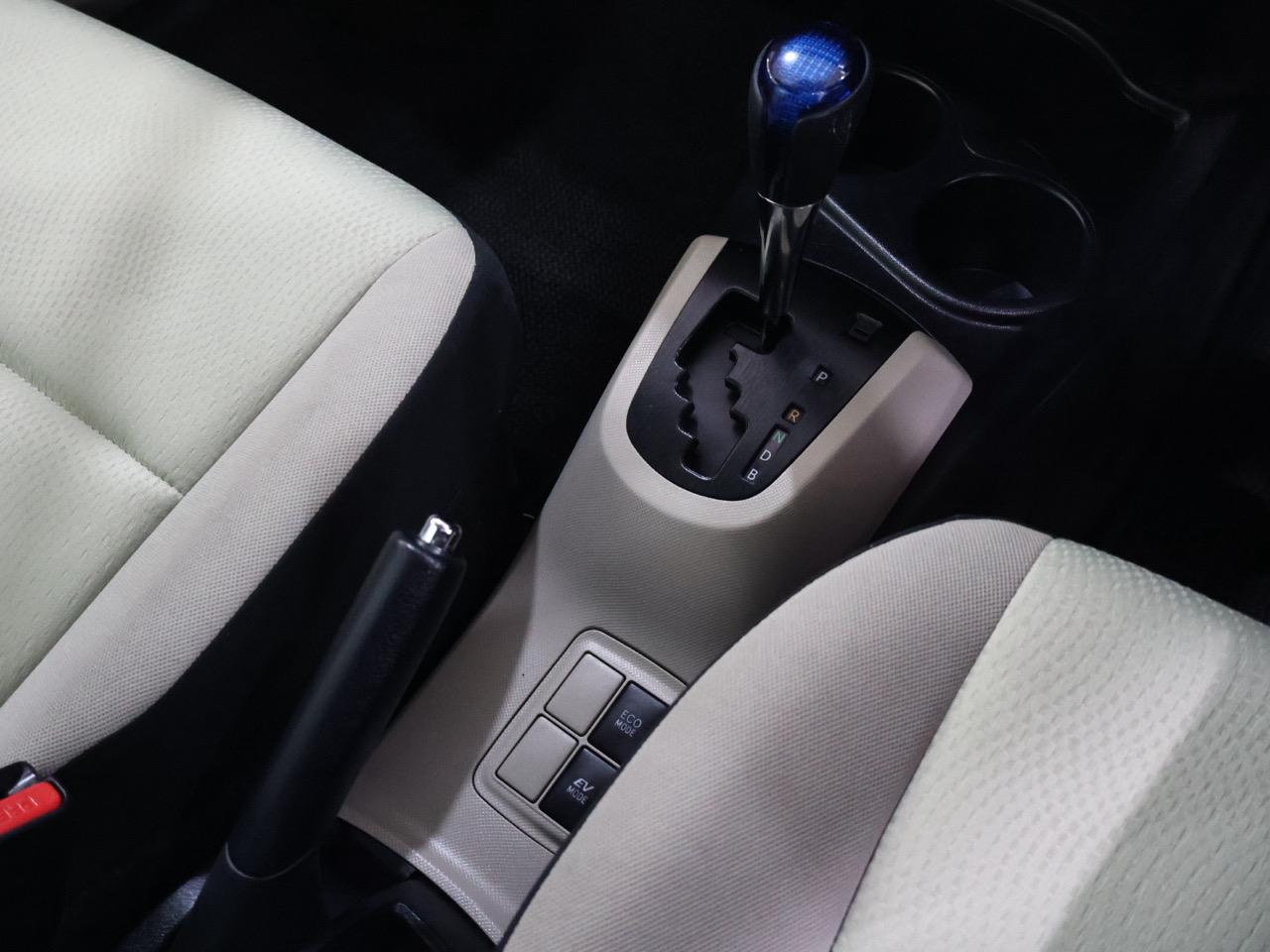 2013 Toyota Aqua