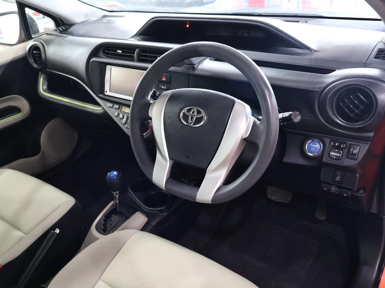 2013 Toyota Aqua