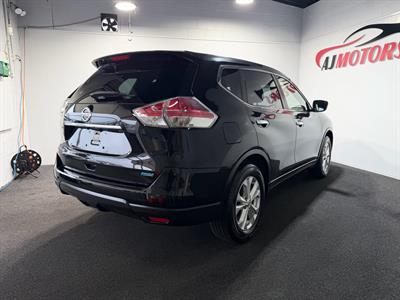 2015 Nissan X-Trail - Thumbnail