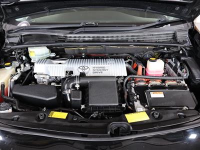 2013 Toyota Prius - Thumbnail