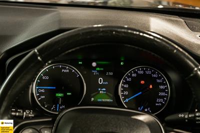 2022 Toyota RAV4 - Thumbnail