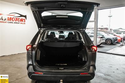 2022 Toyota RAV4 - Thumbnail