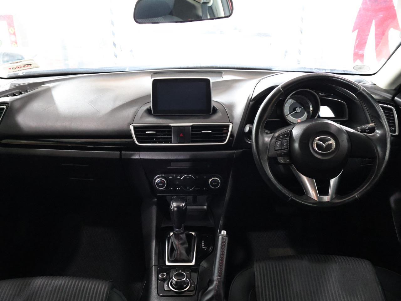 2013 Mazda Axela