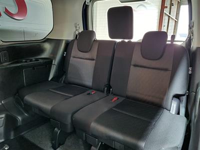 2019 Nissan Serena - Thumbnail