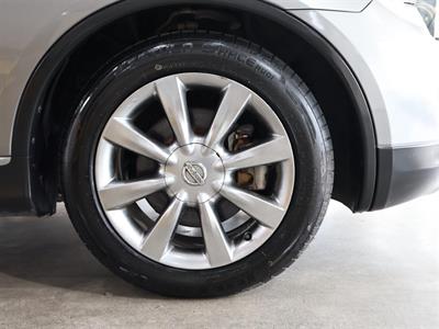 2010 Nissan Skyline - Thumbnail