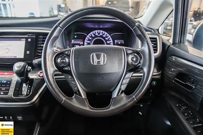 2015 Honda Odyssey - Thumbnail